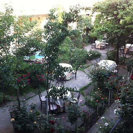 Hostel Tropical Drobeta Turnu Severin Zewnętrze zdjęcie