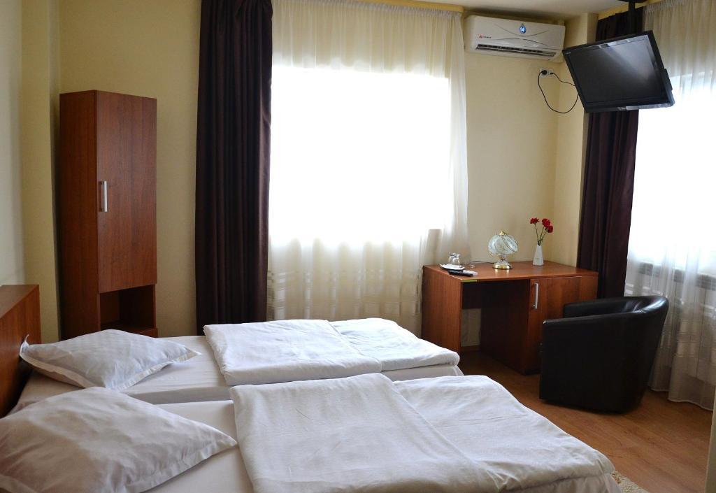 Hostel Tropical Drobeta Turnu Severin Zewnętrze zdjęcie